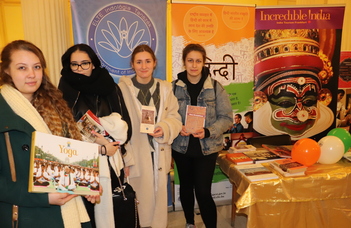 High school students were eager to know more about India during the Faculty Open Day.